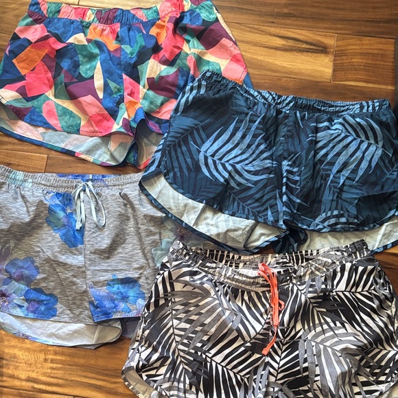 Bundle of 4 Old Navy Run Shorts - Picture 1 of 1